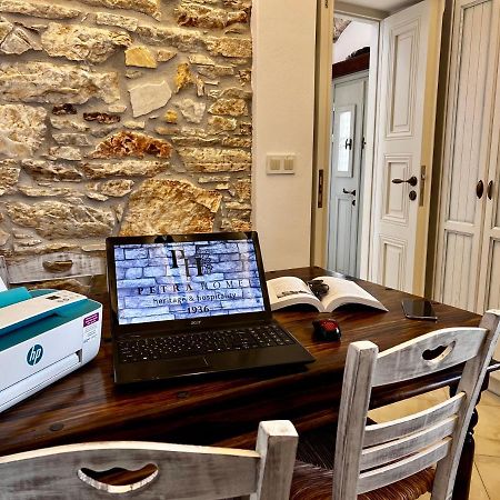 Petra Home Heritage And Hospitality Aperathos Luaran gambar